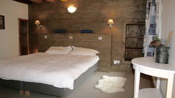 4 chambres, Wi-Fi gratuit, draps fournis