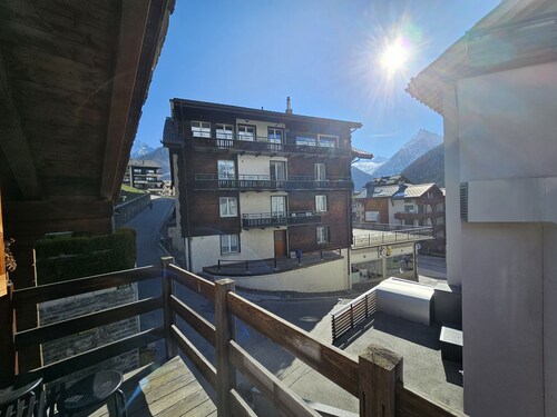 Detached chalet Renu with sauna in the heart of Saas-Fee
