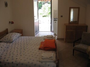 Wifi gratis y ropa de cama