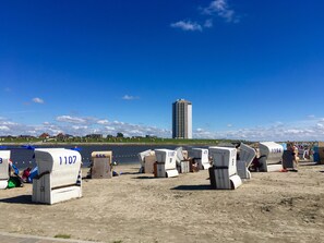 Una spiaggia nelle vicinanze