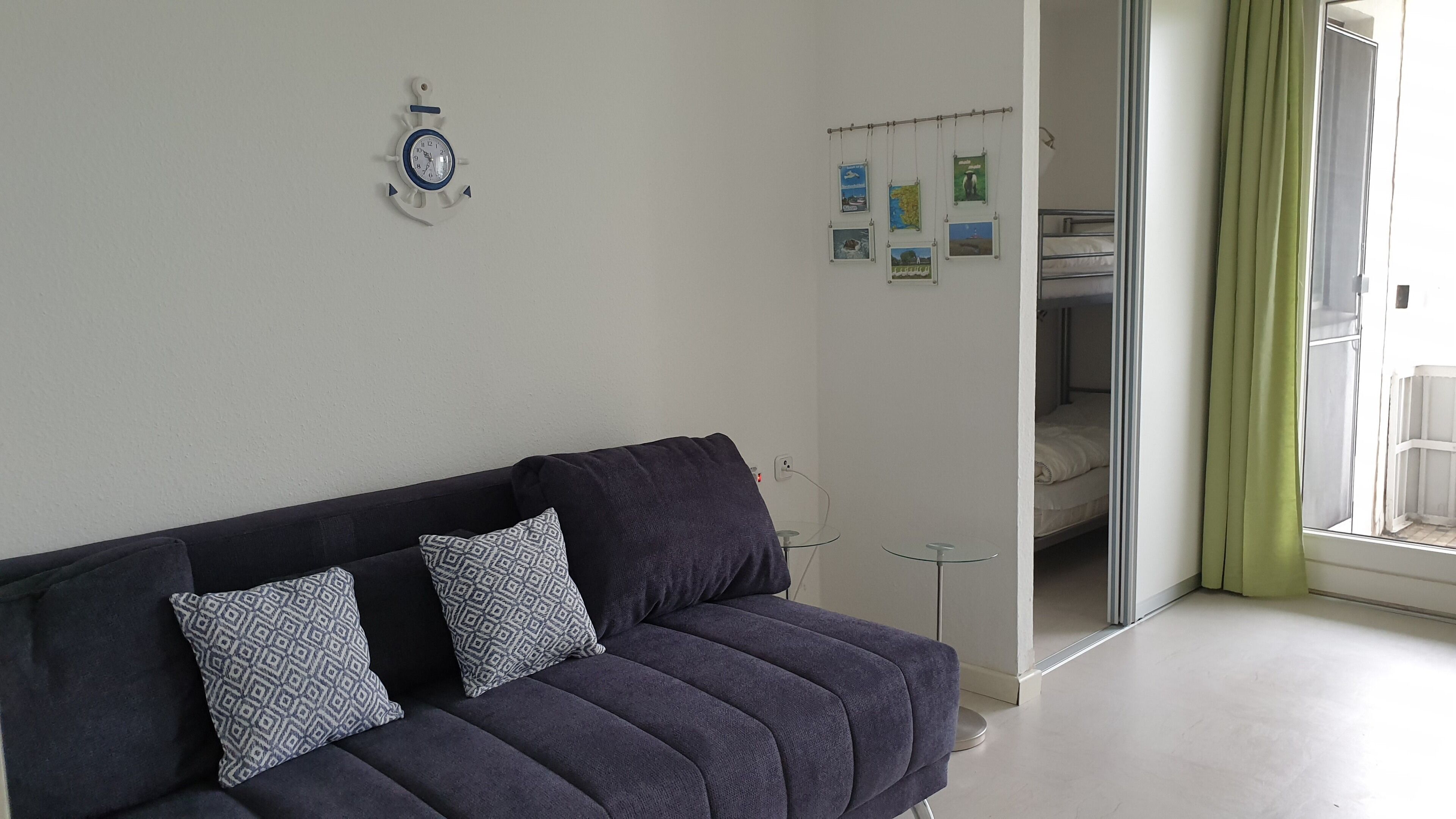 Fernseher, Tischtennisplatte