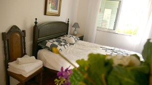4 bedrooms, iron/ironing board, travel crib, free WiFi