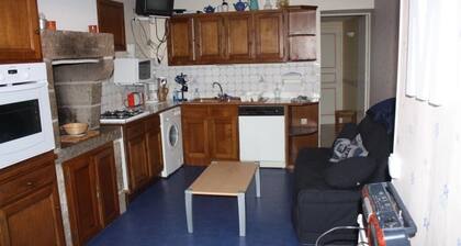 GRANVILLE old town quiet apartment