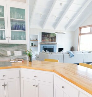 Interior - Light Open Vacation Home, Sweeping Waterviews, Hill Top, Private  (Chilmark)