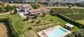 Villa with private pool, bikes at 2km from town. Quiet area & panoramic views