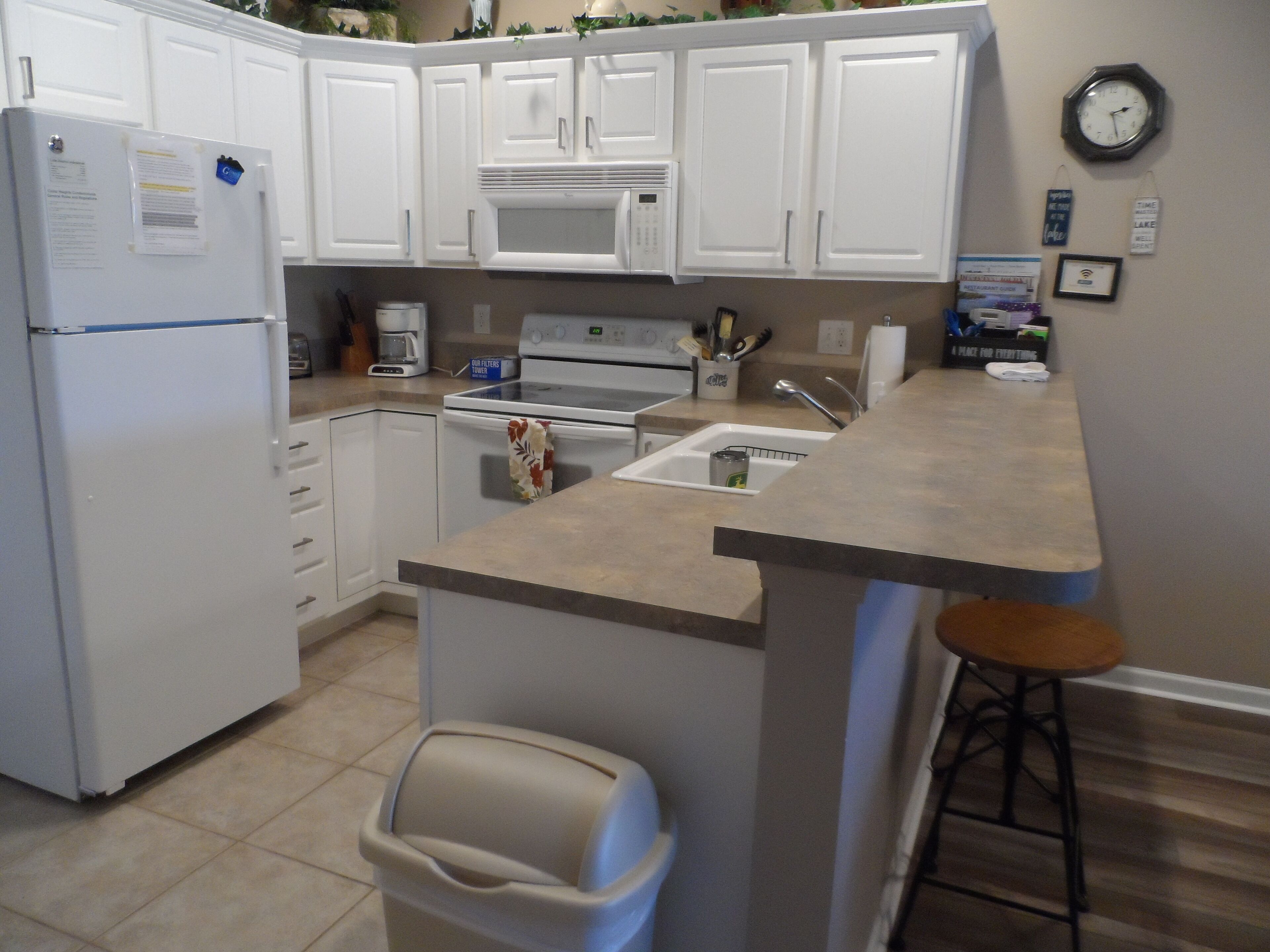 No Steps/walk in/  2BD/2BA w/12x30 boat slip   Great View!!!