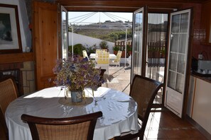 Dining - Roof Top apartment, quiet, 2 large terraces, close to the best beaches (Lourinha)
