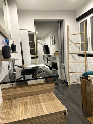 Interior - New Comfort Apartment + Terrace (Borgo)