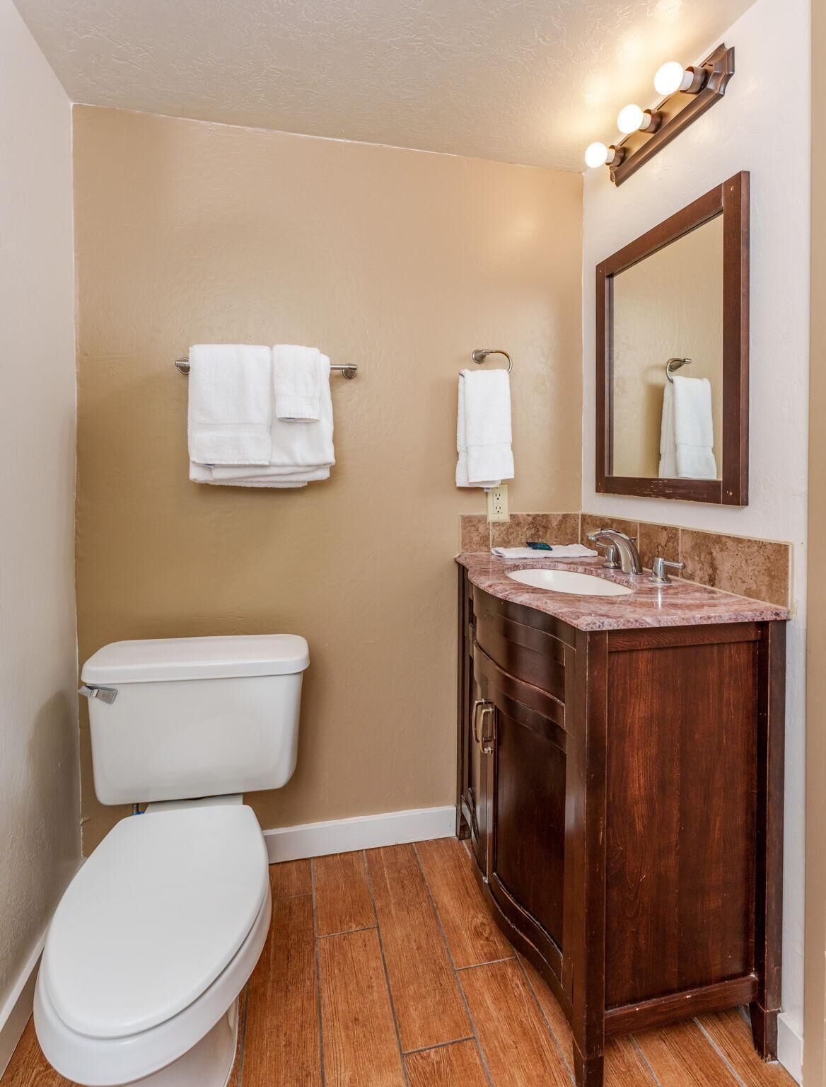 (A206) Loft Condominiums