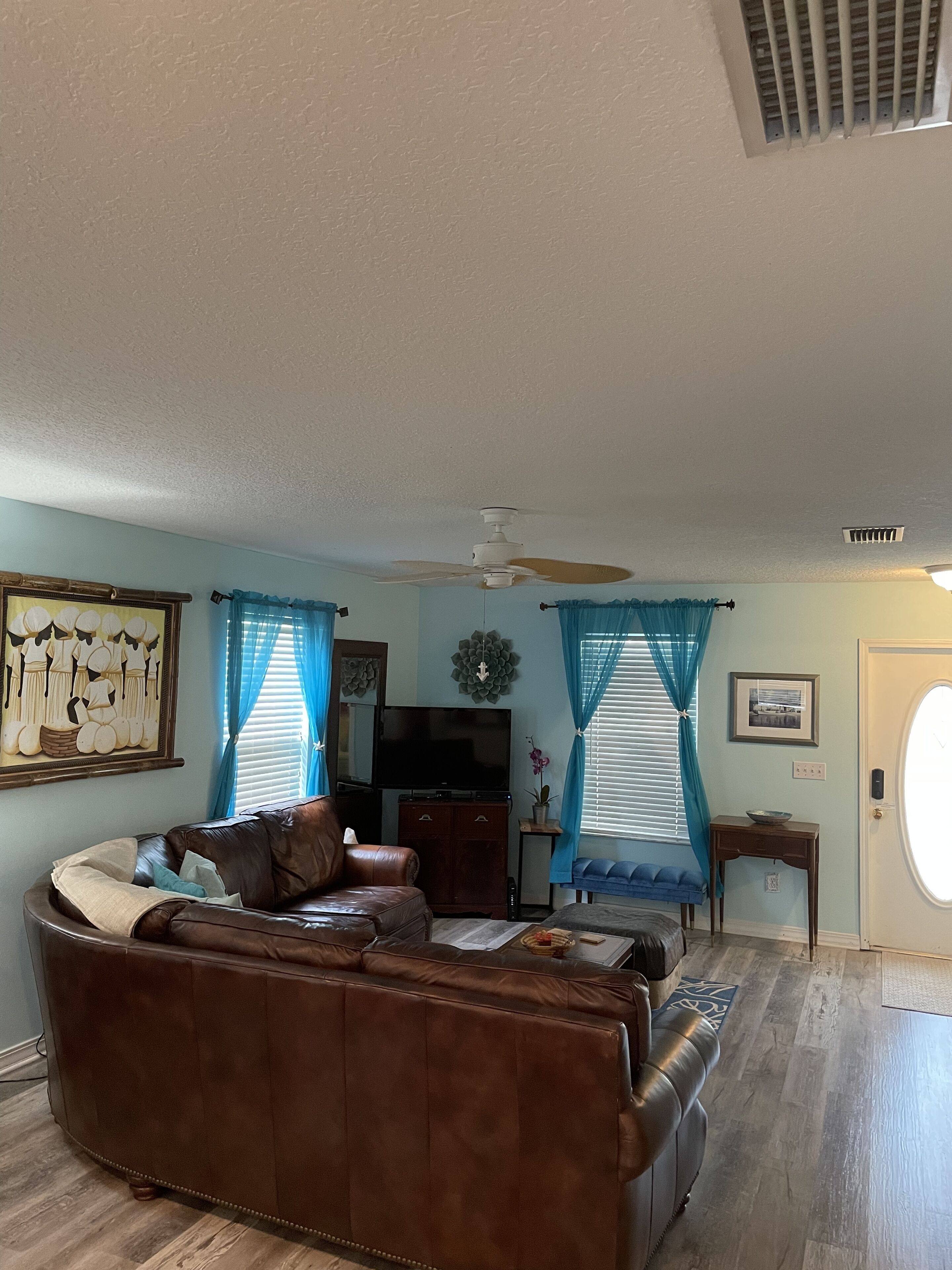 Walk To Beach-  Island Life- Amazing Getaway