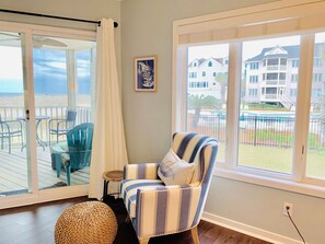 TV, DVD player, books - Oceanfront! Wild Dunes. Port O’ Call. (Isle of Palms)