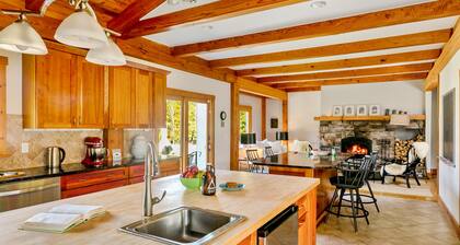 Spacious/Secluded Home w/Pool, Chefs Kitchen, Neighboring Farm Pastoral Views