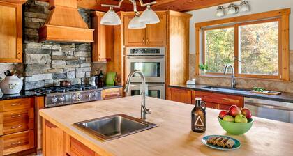 Spacious/Secluded Home w/Pool, Chefs Kitchen, Neighboring Farm Pastoral Views