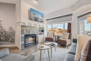 TV, fireplace, DVD player - Unequalled Ski in Out Location Next to Gondola, Renovated 1BR, Pool, Condo Nast Winner B214B (Park City)