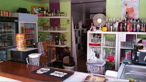 Bar (en la propiedad)