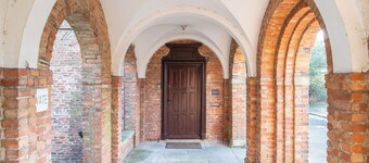 17th Century, Grade II* listed with Country and Sea Views, optional hot tub