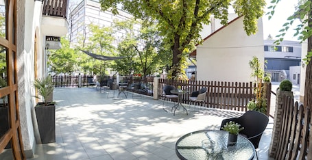 Terrace/patio. Richter Pansion