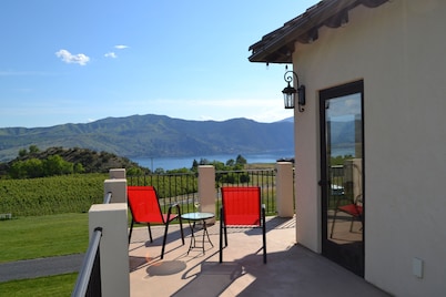 Lake Chelan Serene Villa