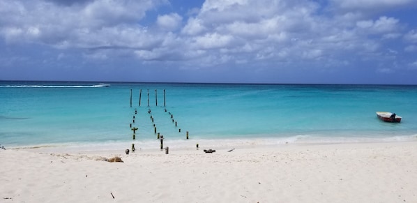 Am Strand, Liegestühle, Strandtücher