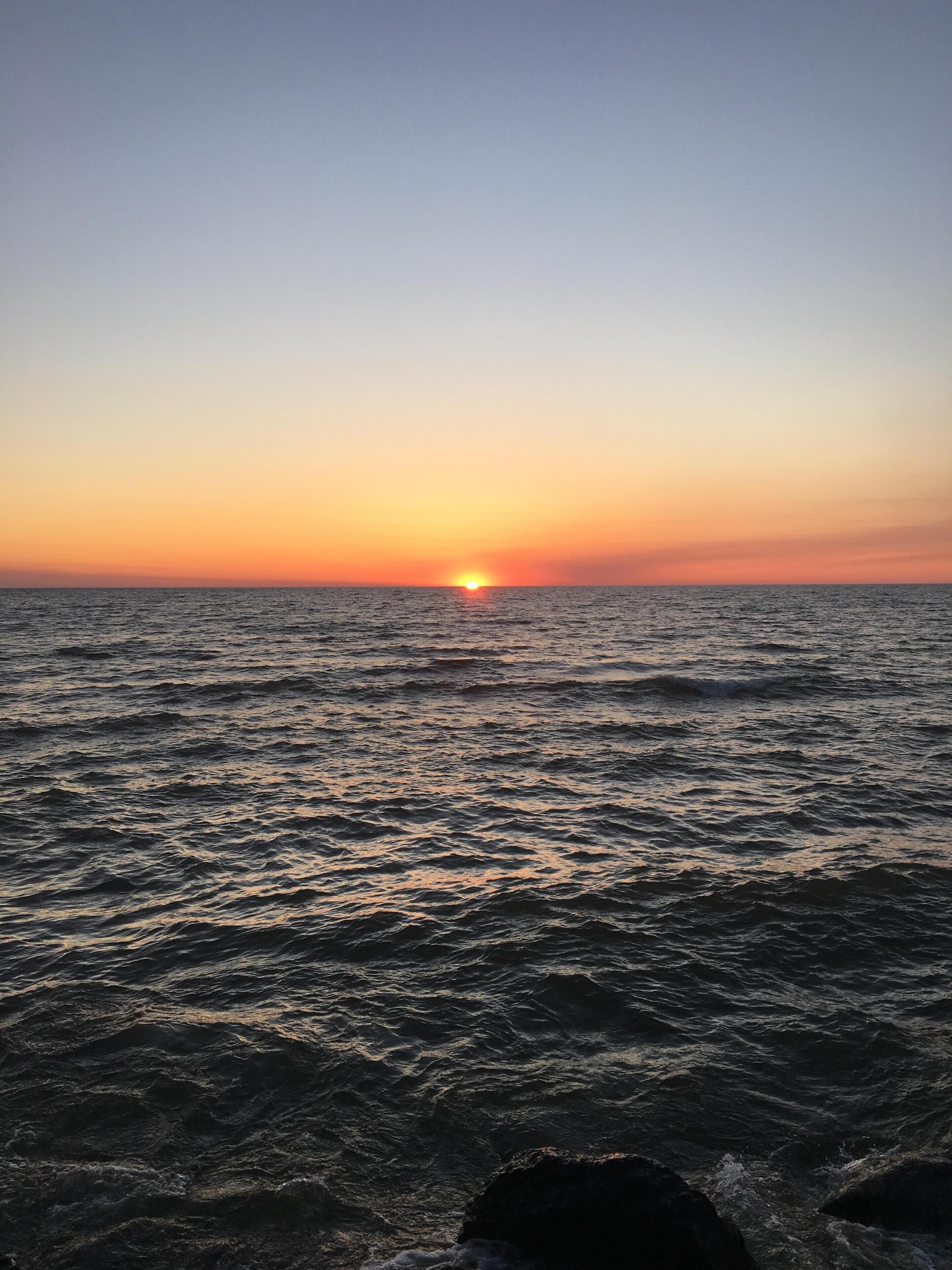 Lakefront Lake Ontario.  Fabulous Vacation and Fishing Near Salmon River