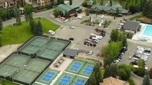 Unclassified image, 4 of 23, button - Top Ranked spacious Sunburst Condo Near Bald Mt: 3BR + Loft, Sleeps 10, (Sun Valley)