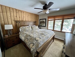 4 chambres, fer et planche à repasser, Wi-Fi gratuit, draps fournis