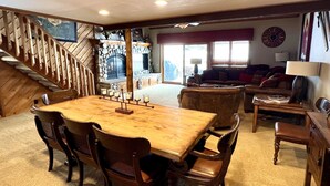 Unclassified image, 2 of 23, button - Top Ranked spacious Sunburst Condo Near Bald Mt: 3BR + Loft, Sleeps 10, (Sun Valley)