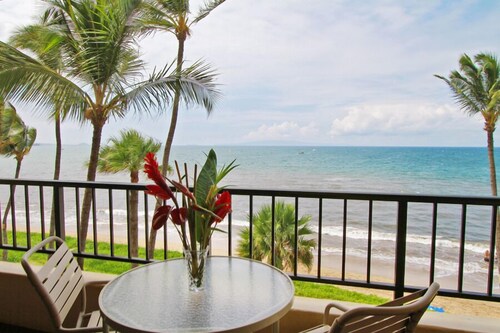 OceanFRONT, UPDATED, 4th Floor, 1BR Cali King, Non-Smoking, SHARP!
