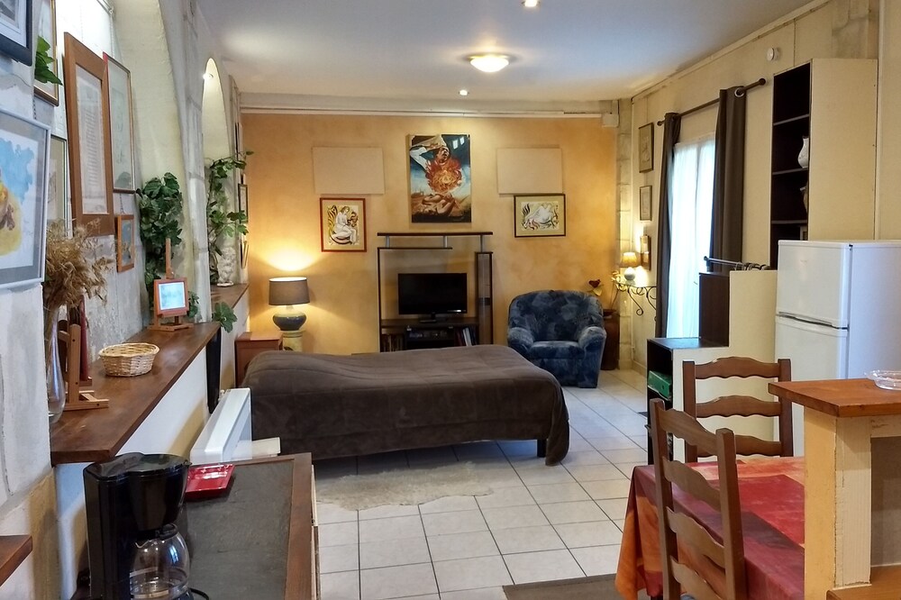 Apartment 40m2 ground floor, close to the center of Saumur
