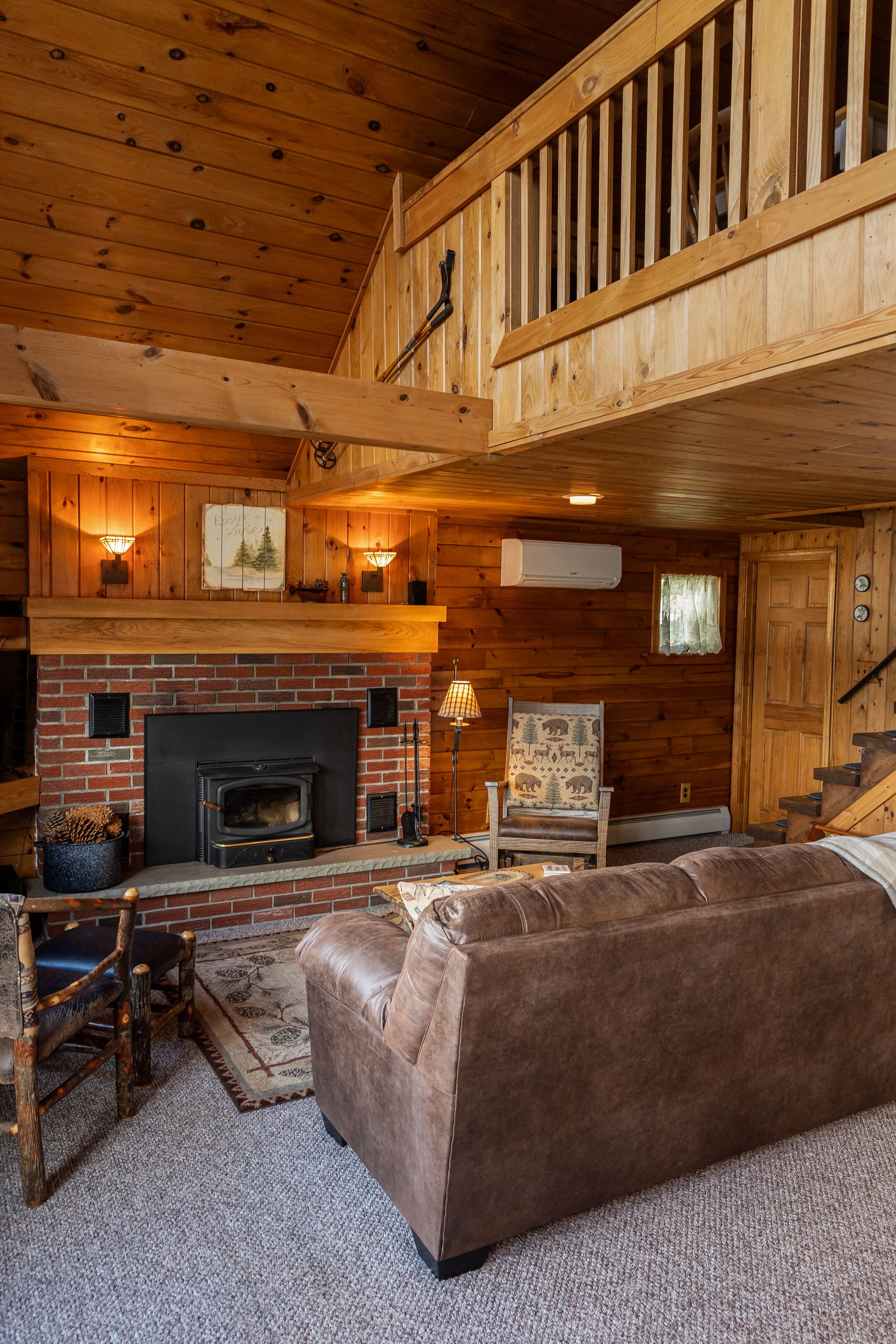 Cozy & Comfortable Year-Round LAKEFRONT Cottage on Lime Lake near Ellicottville
