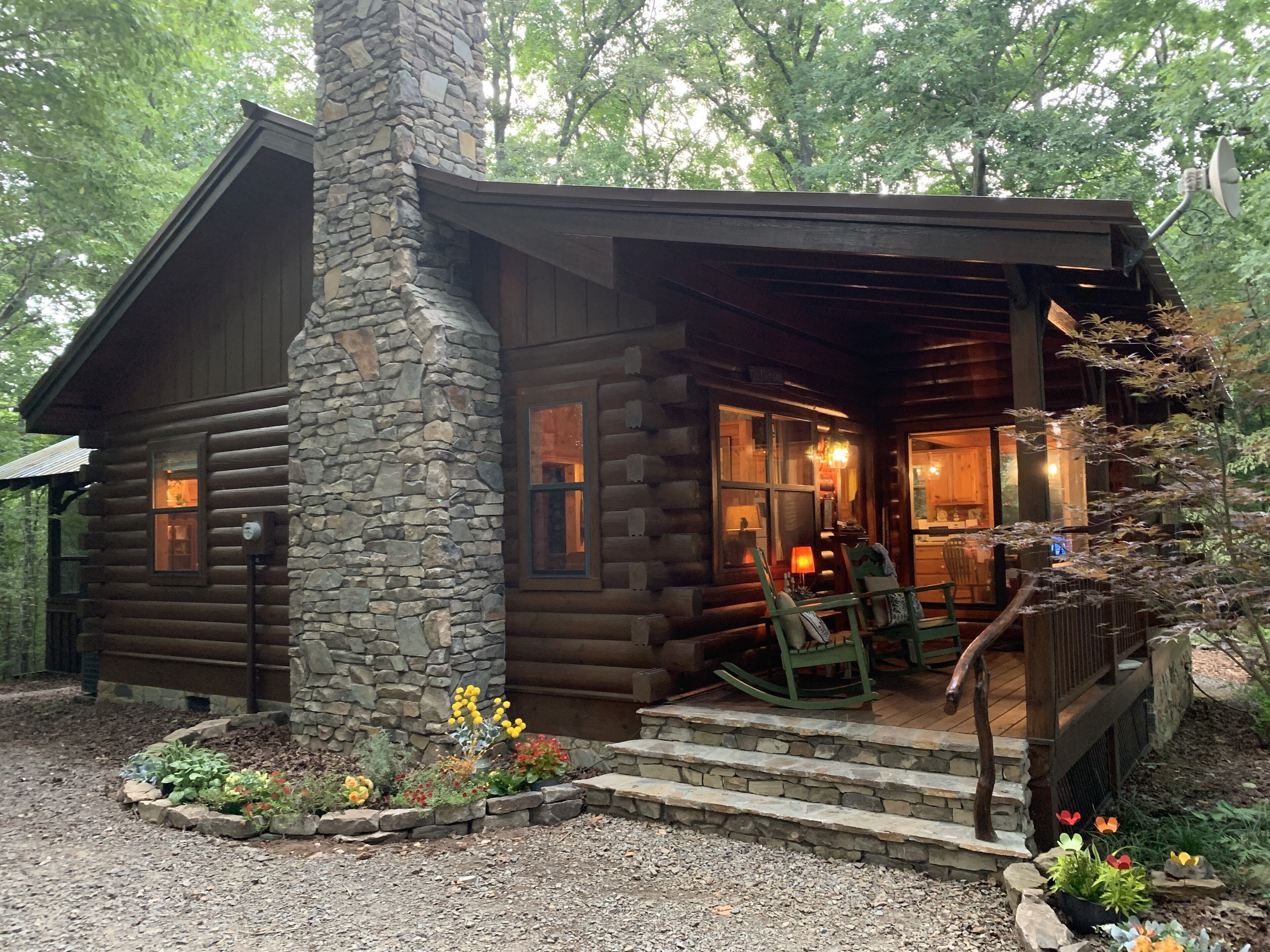 The Rivercane Cabin - Weekly disc, cozy, private, view, 1 mile to JCC Folkschool