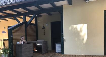 Apartment in a quiet residential area, 800m away from the Plauer See