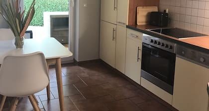 Apartment in a quiet residential area, 800m away from the Plauer See