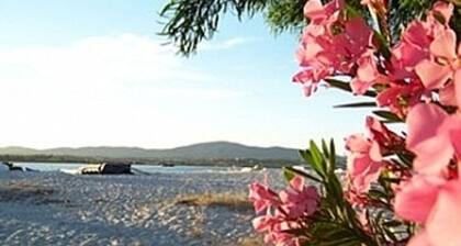 Beach House in a fantastic location With Stunning Views.