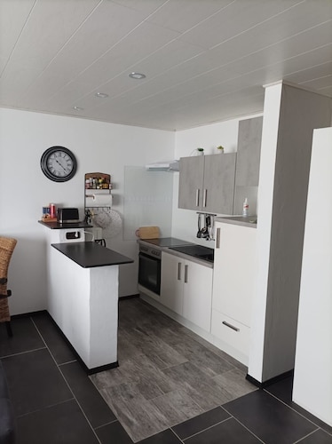 Liebevoll eingerichtetes Ferienhaus, ruhige Lage mit Garten und Grillmöglichkeit