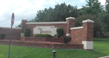 "Ein Schritt über die Ruhe" Eigentumswohnung im Herzen von Branson