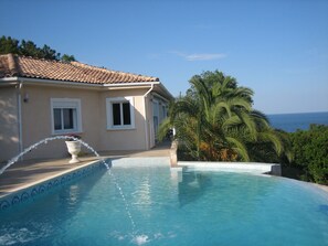 Piscine extérieure
