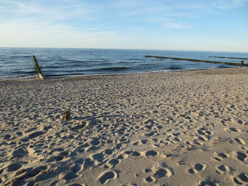 Exclusive FeWo / 2Schlafz./ Dream location / barrier-free / beach 200m / washer-dryer / W-LAN