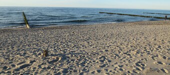 Exclusive FeWo / 2Schlafz./ Dream location / barrier-free / beach 200m / washer-dryer / W-LAN