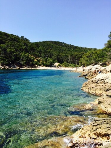Villa prestations haut de gamme, proche de la mer, piscine chauffée et pétanque