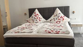 2 Schlafzimmer, kostenloses WLAN, Bettwäsche