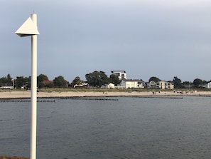 In StrandnĂ€he, LiegestĂŒhle