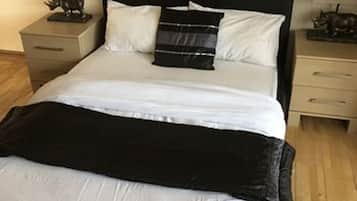 Iron/ironing board, free WiFi, bed sheets