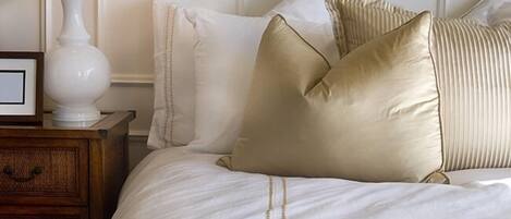 熨斗/熨衣板、免費無線上網、床單