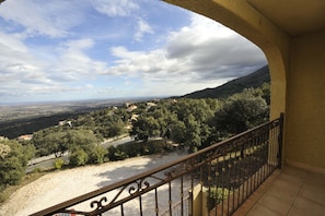 Property grounds - L'ESCAPADE charming villa in a quiet location large pool magnificent view (Le Boulou)