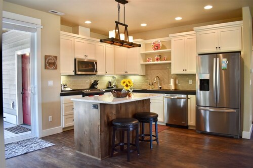 Bluebird Day - Red Door