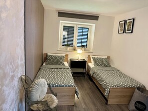 3 camere, una cassaforte in camera, ferro/asse da stiro, Wi-Fi gratuito