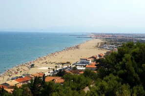 Tæt på stranden