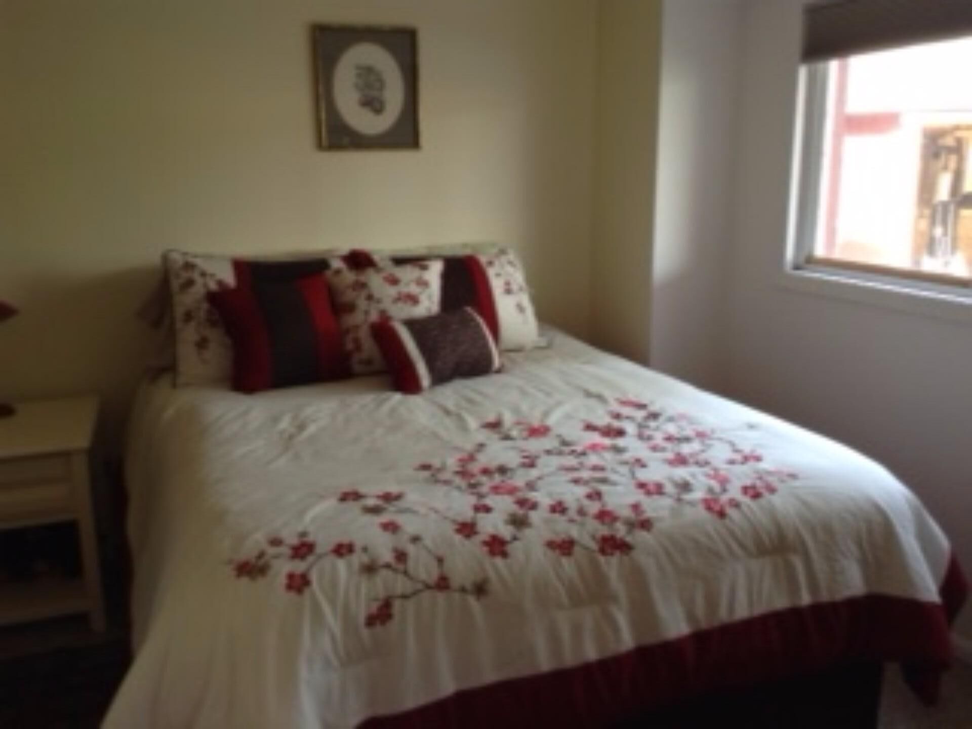 River Getaway - Serene, peaceful, yet close to all attractions and activities.