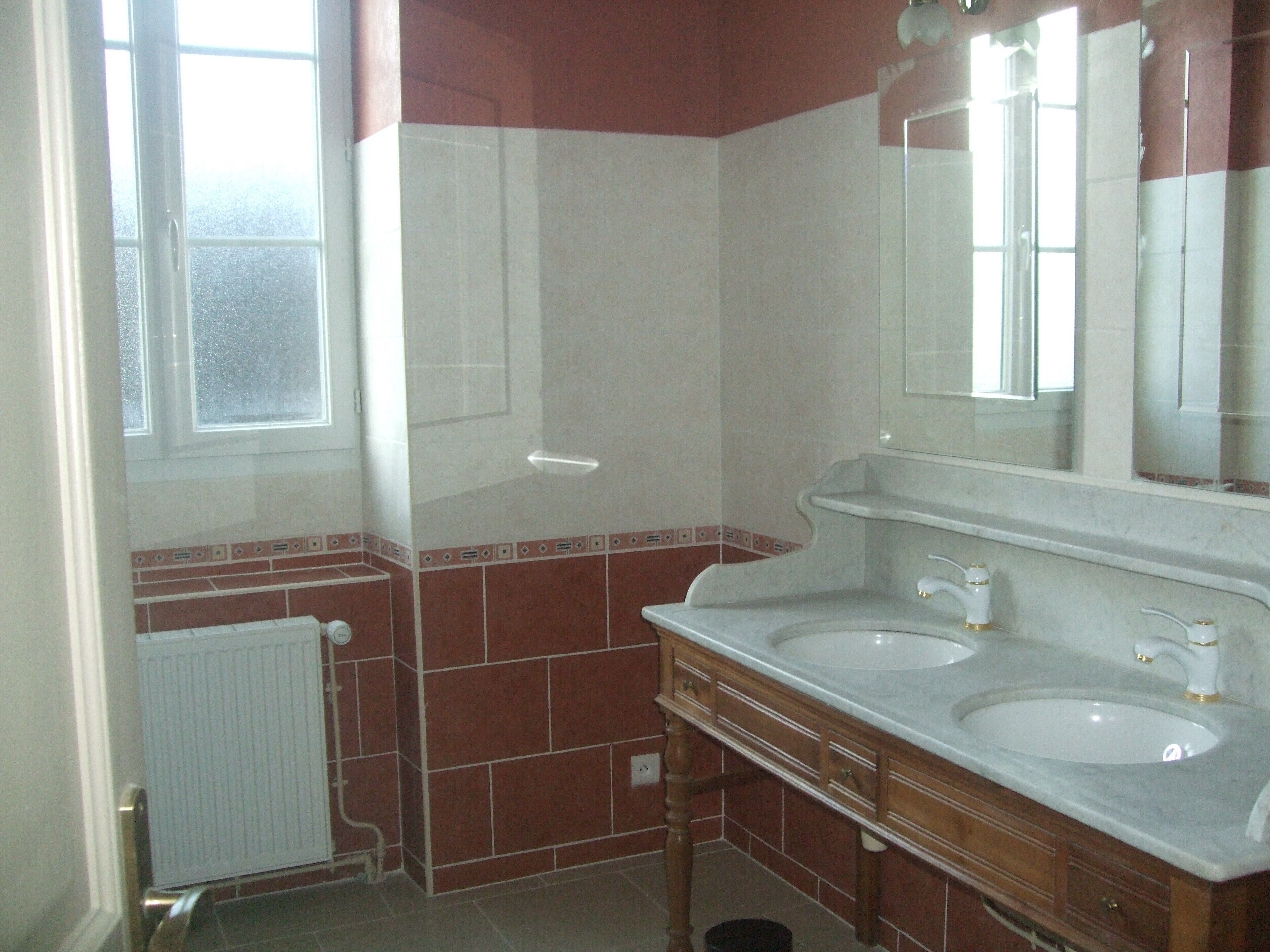 furnished 3-star tourist townhouse of 100m² enclosed courtyard: 200m² 